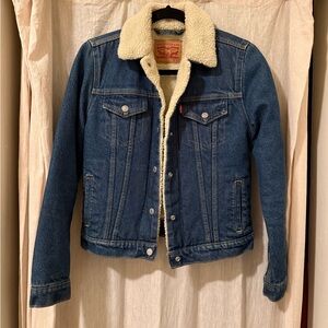 Levi's Classic Blue Jacket with Cream Sherpa Collar